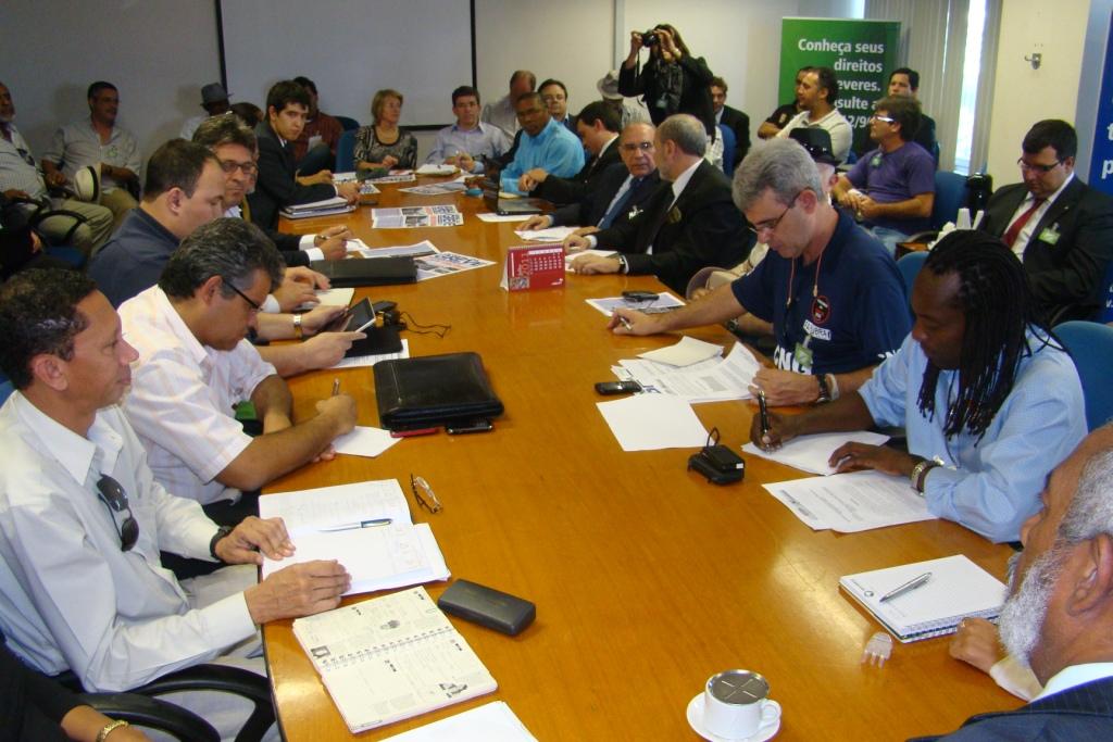 Mais uma vez servidores federais saem sem proposta de reunião no Ministério do Planejamento (Foto: GP)