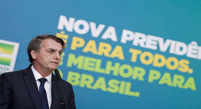Bolsonaro começa reforma da Previdência por Medida Provisória