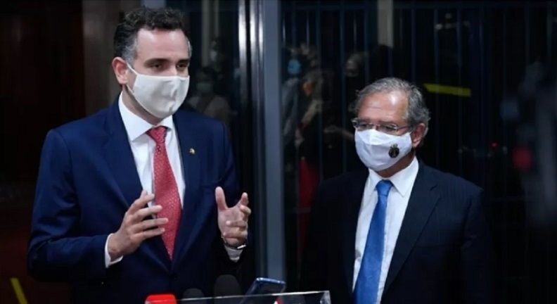 Guedes ligou para Pacheco para dizer que Bolsonaro apoia reforma administrativa