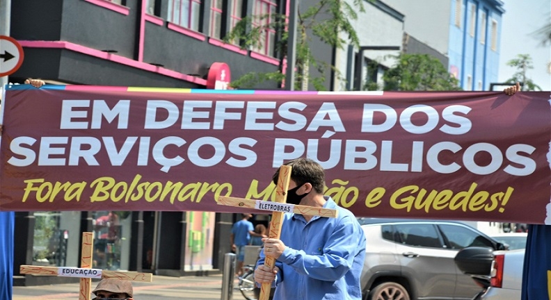 Manifestações em todo o Brasil marcam o dia nacional em defesa do setor público