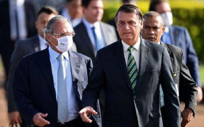 Reformas administrativa e tributária saem este ano, afirma Bolsonaro