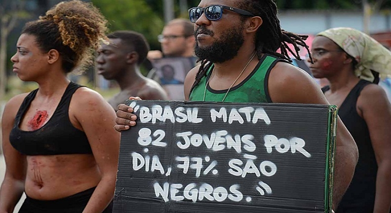Saiba o que é racismo estrutural e como ele atinge a população brasileira