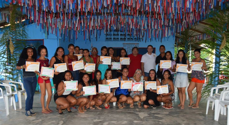 Sindsep-AP certifica alunas do Curso de Bijuterias em São Joaquim do Pacuí