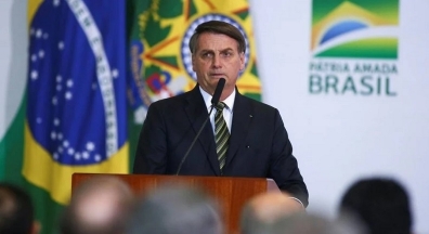 Bolsonaro diz que reajuste para servidores em 2022 ainda é incerto