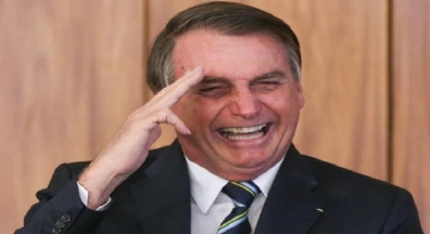 Bolsonaro garante aumento para policiais federais: 