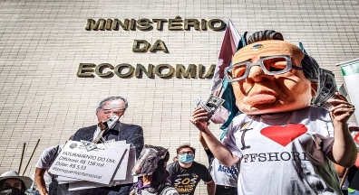 Em dia de protestos, servidores entregam pauta de reivindicações no Ministério da Economia